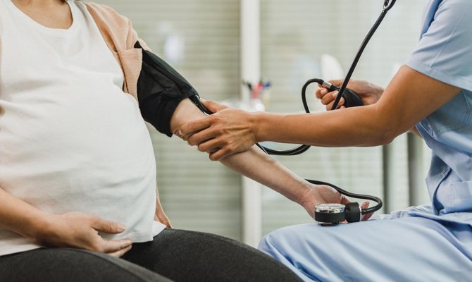 Pregnancy Complicated by High BP Doctor in Meerut