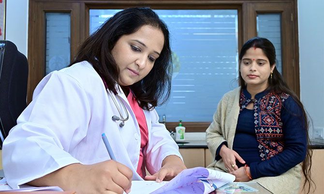 Gynecological Check-Ups and Treatment Doctor in Meerut